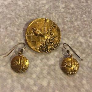 Matching Brooch and Earring Set